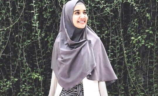 Tips Cara Tampil Stylish dengan Hijab yang Menutup Dada