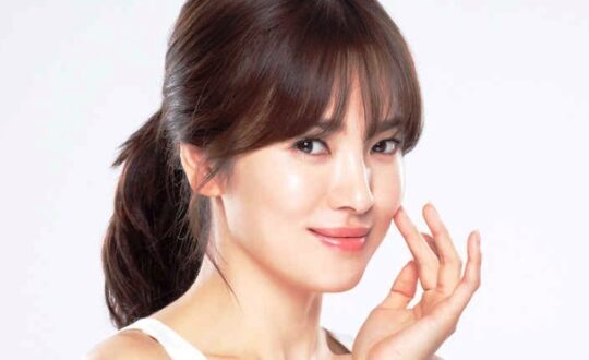 Tips Make Up agar Mirip Artis Korea Mulus Glowing