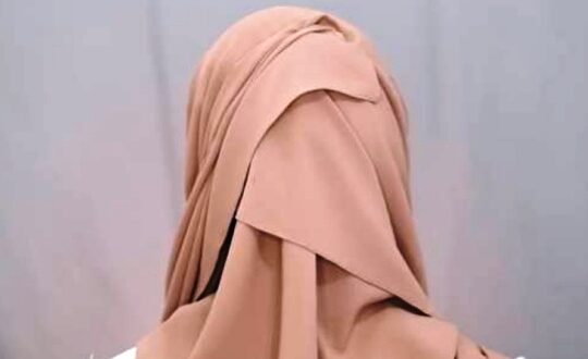 Tips Asyik Memilih Model Jilbab Sesuai dengan Bentuk Wajah