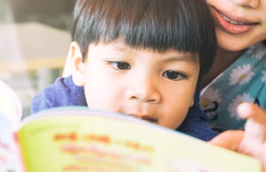 6 Tips Mengenalkan Baca, Tulis & Hitung pada Anak Usia 3 Tahun